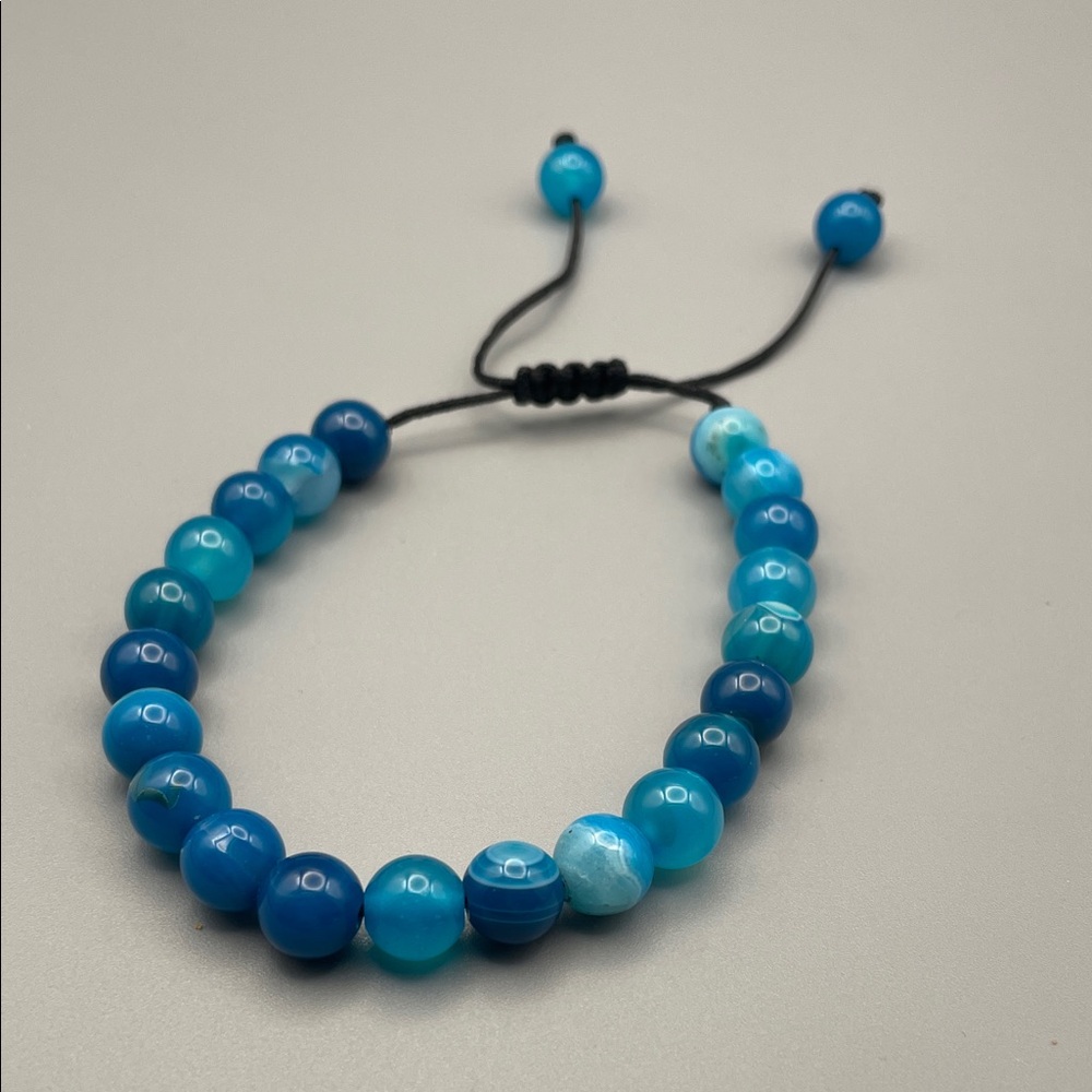 Blue beaded adjustable bracelet